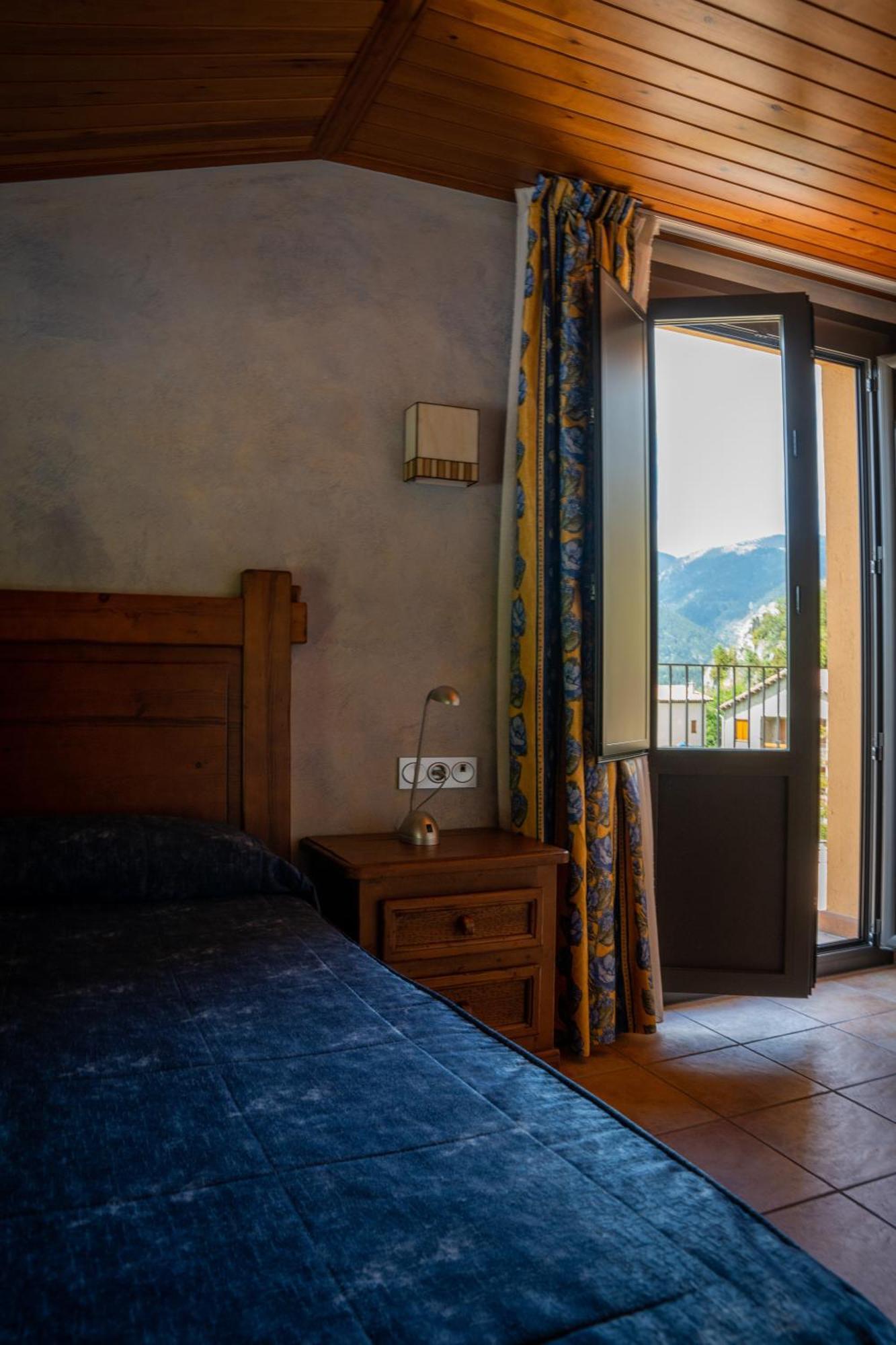 Hostal Cal Francisco Gósol Exteriér fotografie