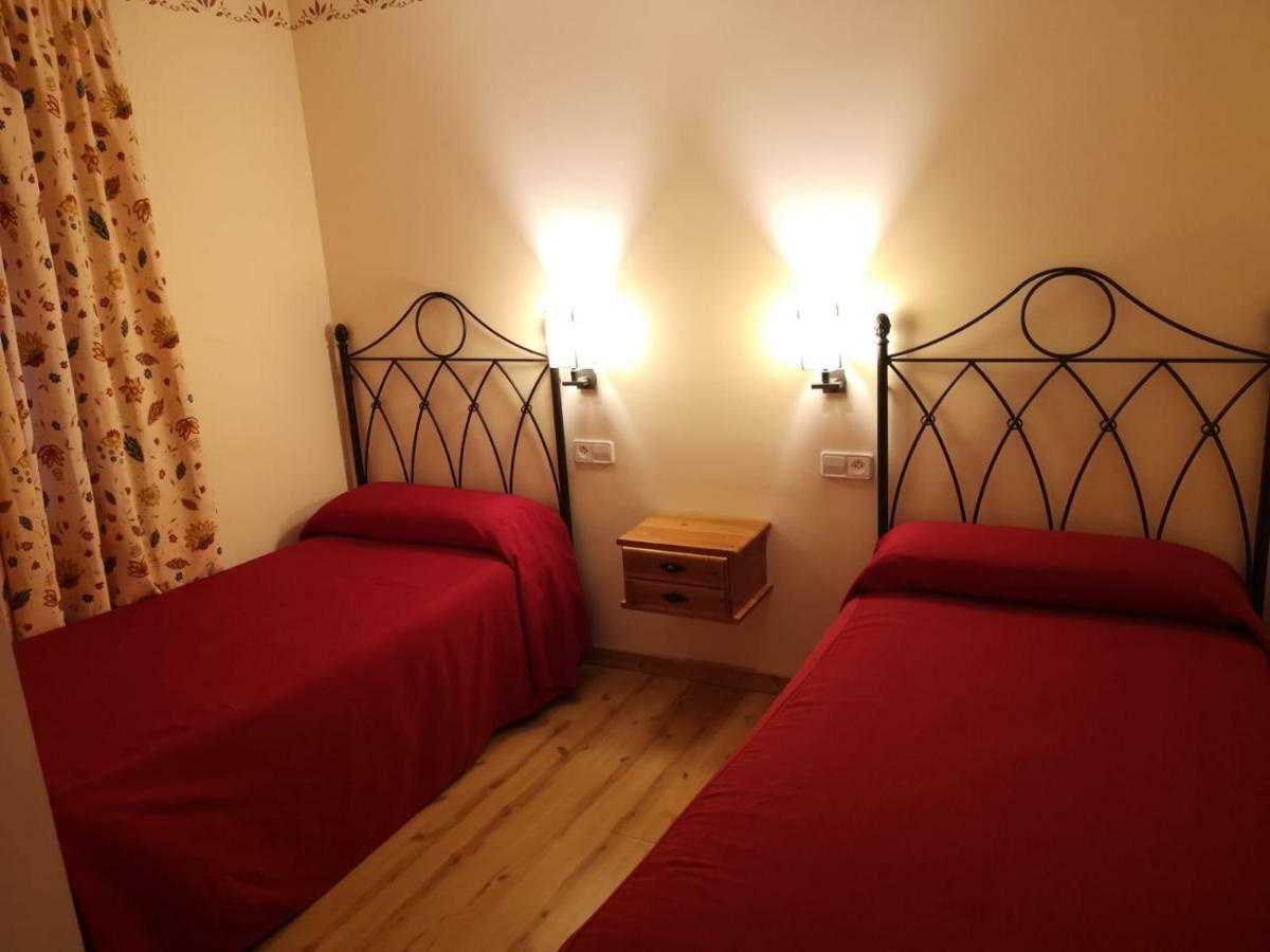 Hostal Cal Francisco Gósol Exteriér fotografie